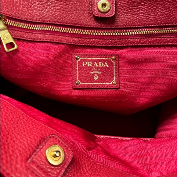 Prada Large Vitello Tote - Picture 6 of 14